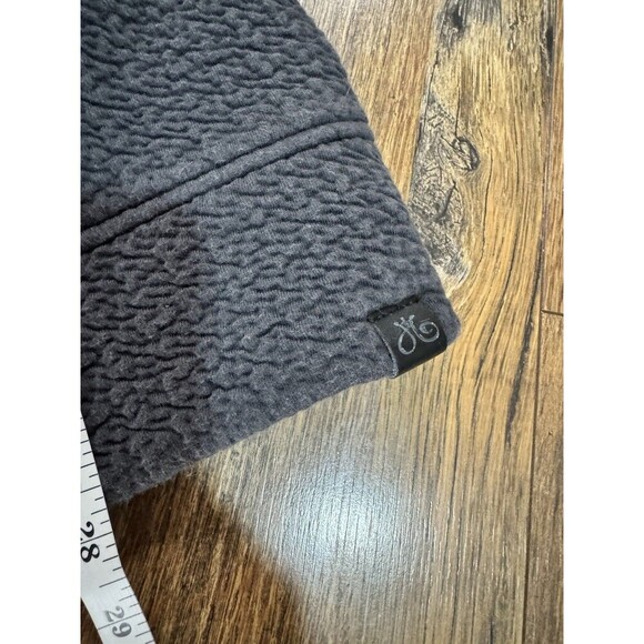 Tonia Debellis Molly Jacket in Signature Logo in Gray Quilted  Size XL - Picture 11 of 11